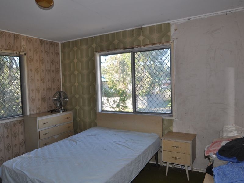 4 Willow Street, Woodridge QLD 4114