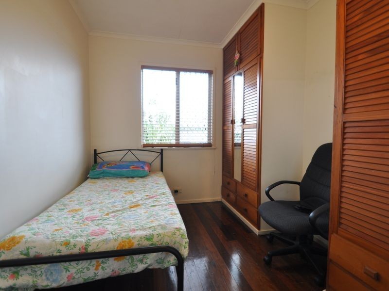 4 Welbeck Street, Logan Central QLD 4114