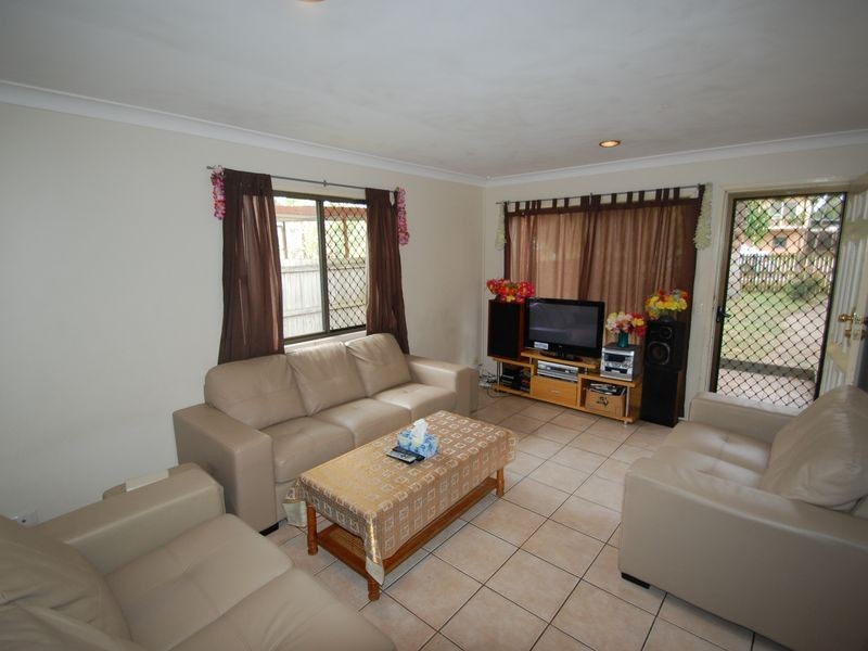 29 George St, Kingston QLD 4114