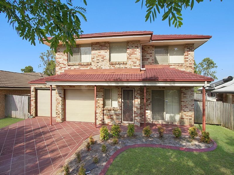 11 Fairway Drive, Meadowbrook QLD 4131