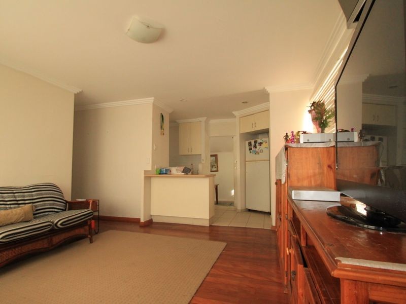4 Orchid Street, Woodridge QLD 4114