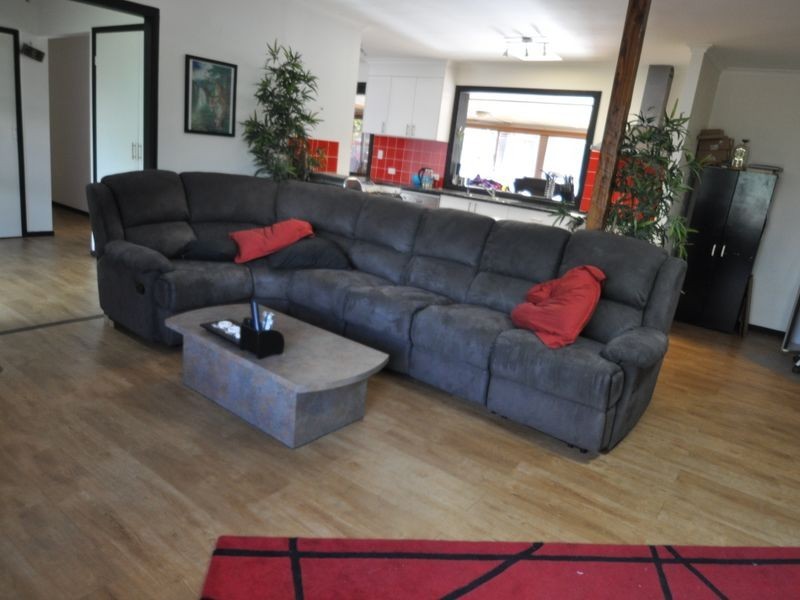 90-92 Queens Rd, Slacks Creek QLD 4127