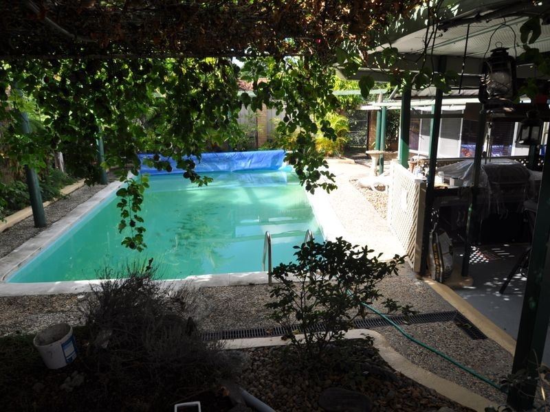 90-92 Queens Rd, Slacks Creek QLD 4127