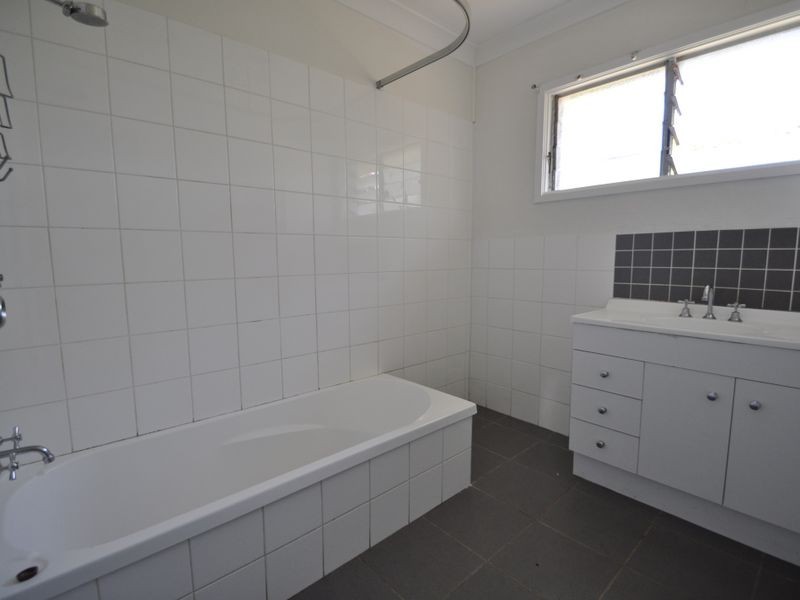 7 Avoca Street, Woodridge QLD 4114