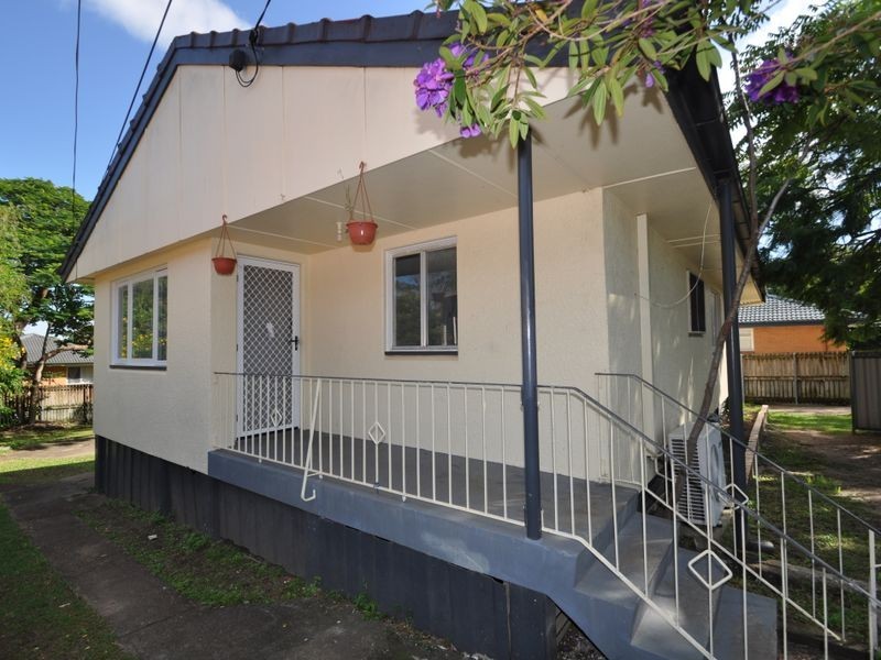 7 Avoca Street, Woodridge QLD 4114