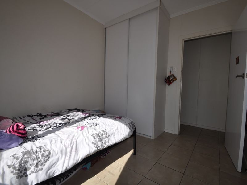 25 Bruce Road, Woodridge QLD 4114