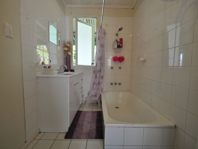 23 & 25 Bruce Road, Woodridge QLD 4114