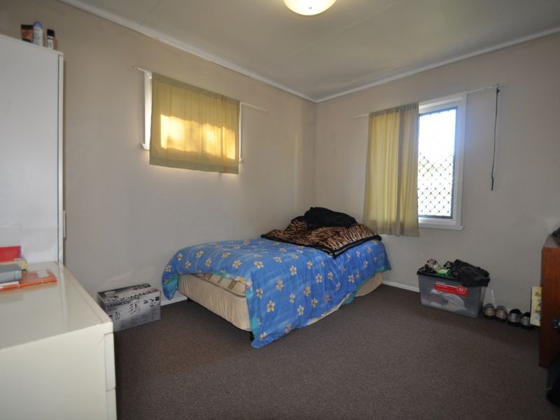 10 Baringa Avenue, Logan Central QLD 4114