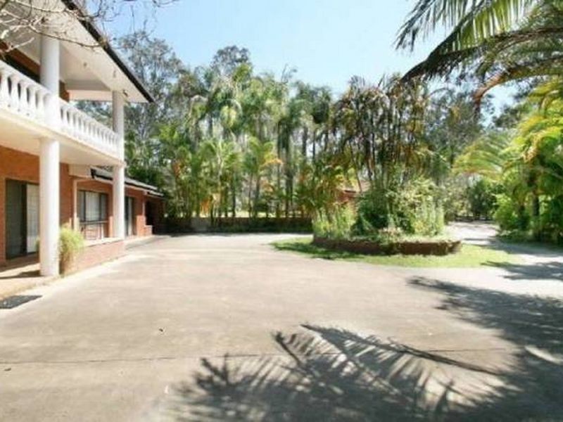 61 Andrew Road, Greenbank QLD 4124