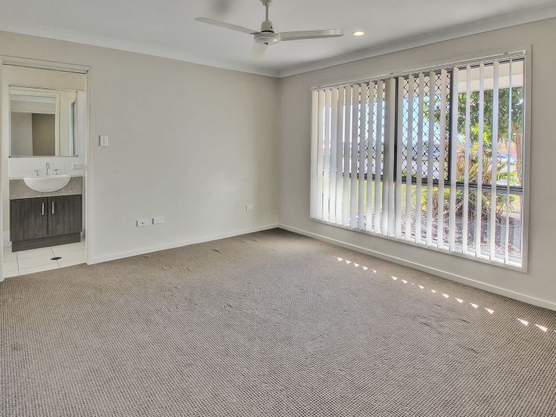 14 Fourth Avenue, Marsden QLD 4132
