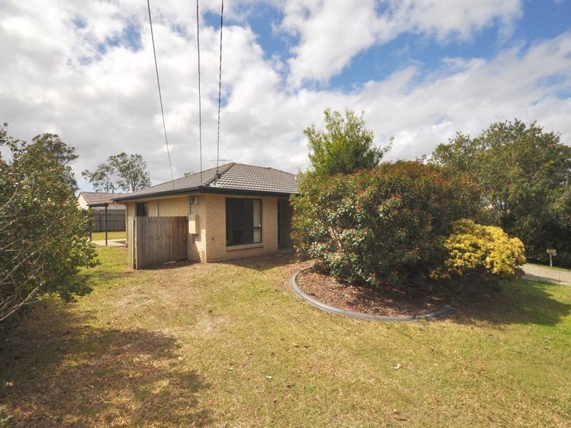 26 Pinelands St, Loganlea QLD 4131