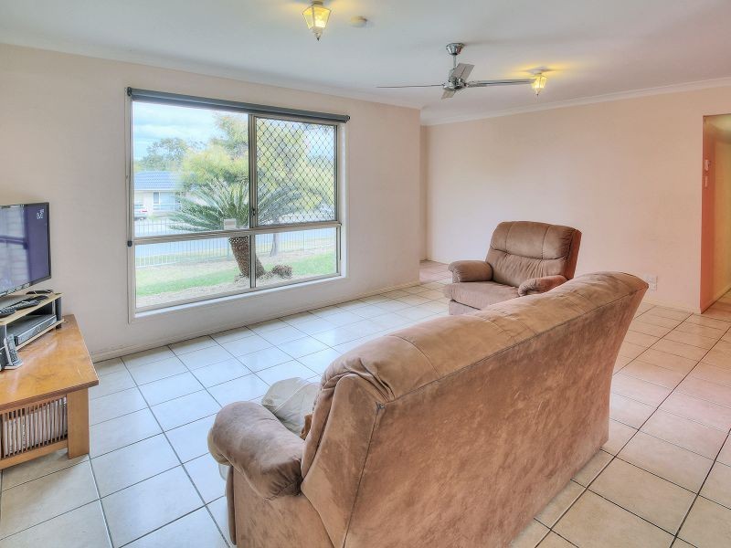 19 Waters Street, Waterford West QLD 4133