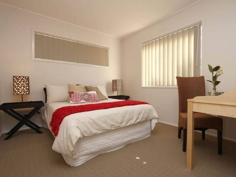 9 Greyash Street, Kingston QLD 4114