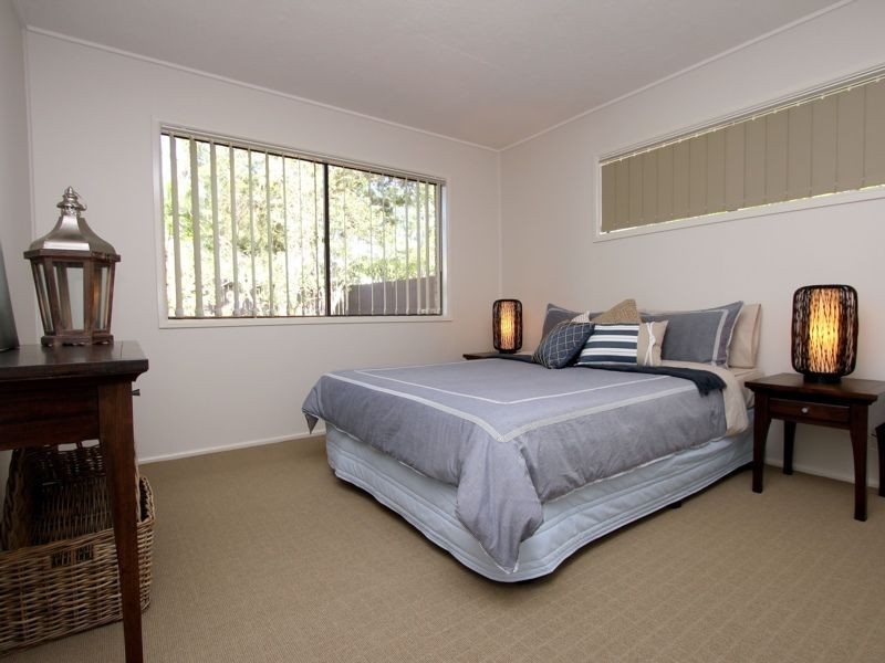 9 Greyash Street, Kingston QLD 4114