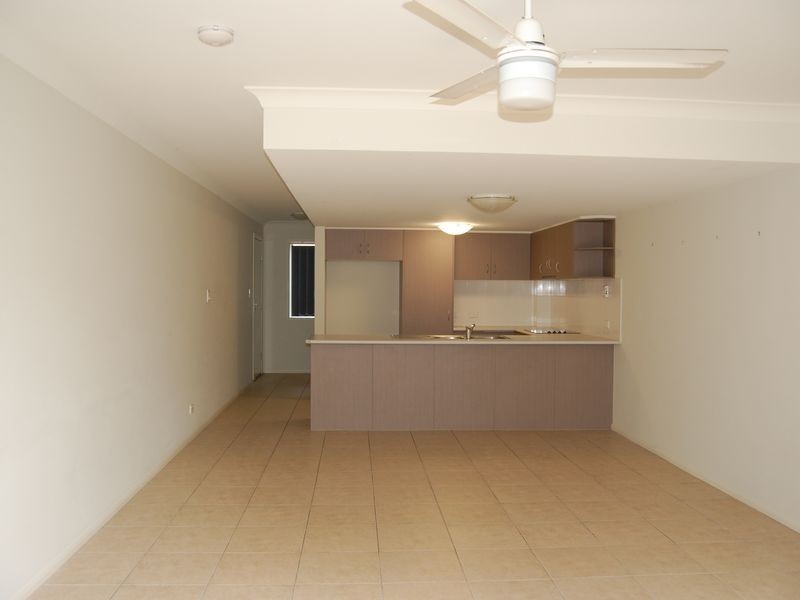 27/23 GARFIELD ROAD, Logan Central QLD 4114