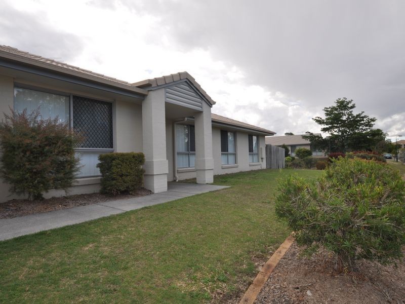 53 Paul Drive (crn Delaforce St), Regents Park QLD 4118