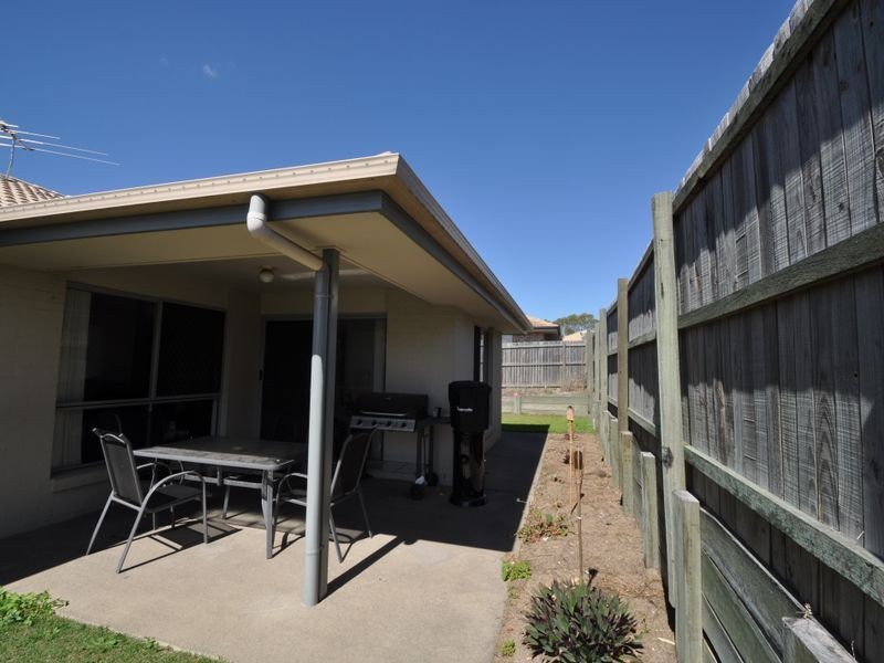 53 Paul Drive (crn Delaforce St), Regents Park QLD 4118