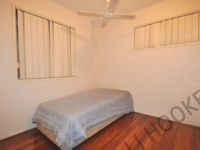 27 Mawarra Street, Kingston QLD 4114