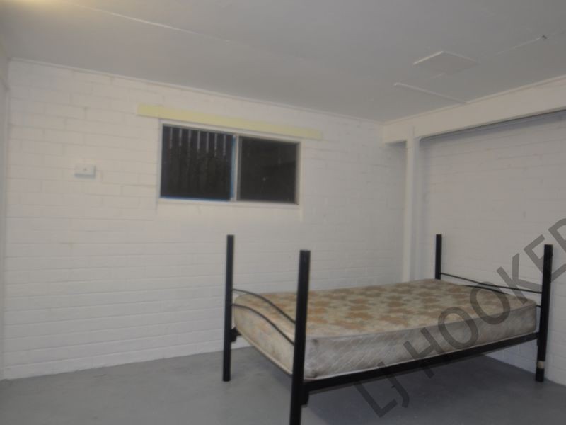 27 Mawarra Street, Kingston QLD 4114