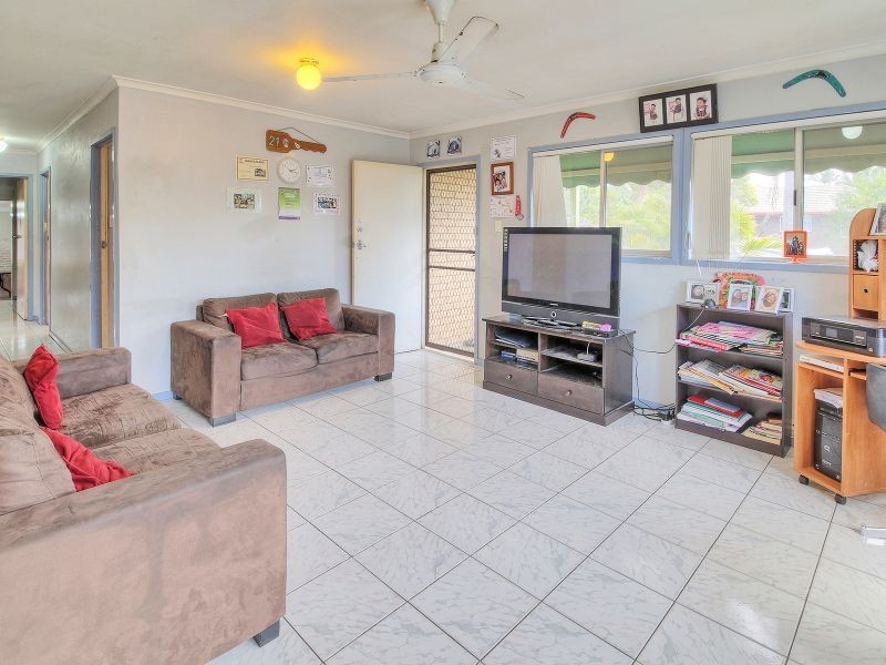 52 Laughlin Street, Kingston QLD 4114