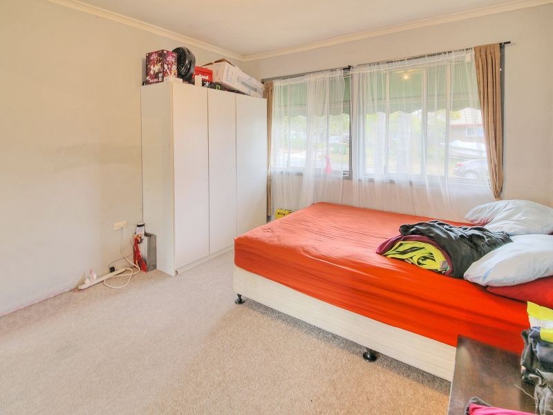52 Laughlin Street, Kingston QLD 4114