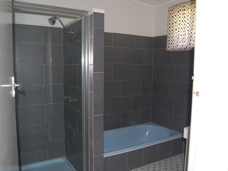 28 CAMELIA AVENUE, Woodridge QLD 4114