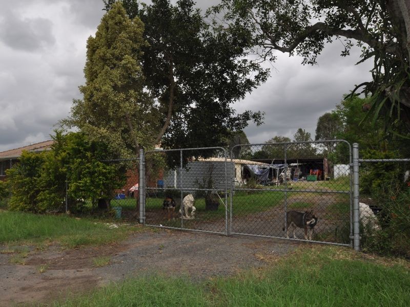 262 School Road, Logan Reserve QLD 4133