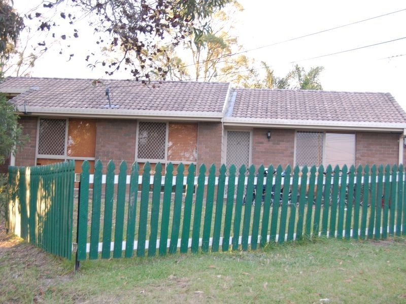 10 CABERNET STREET, Kingston QLD 4114