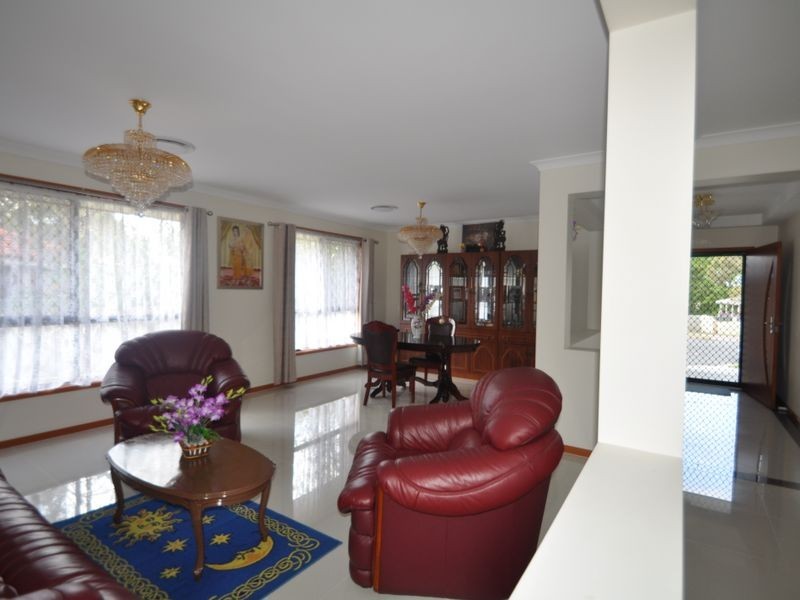 20 Bruce Crescent, Loganlea QLD 4131