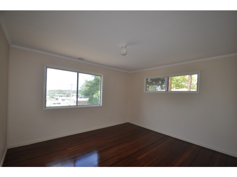 6 Perth Street, Kingston QLD 4114
