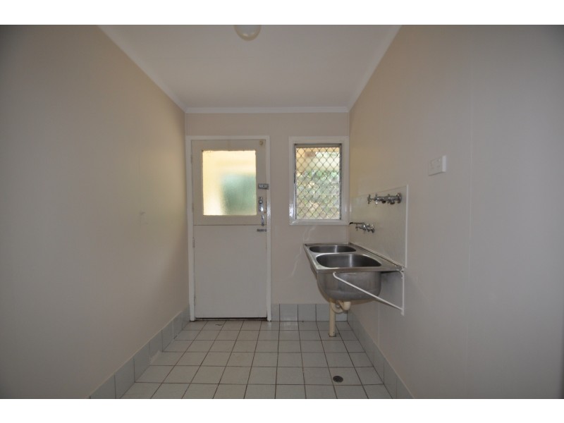6 Perth Street, Kingston QLD 4114