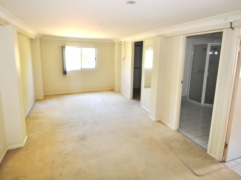 10 Fawkner St, Slacks Creek QLD 4127