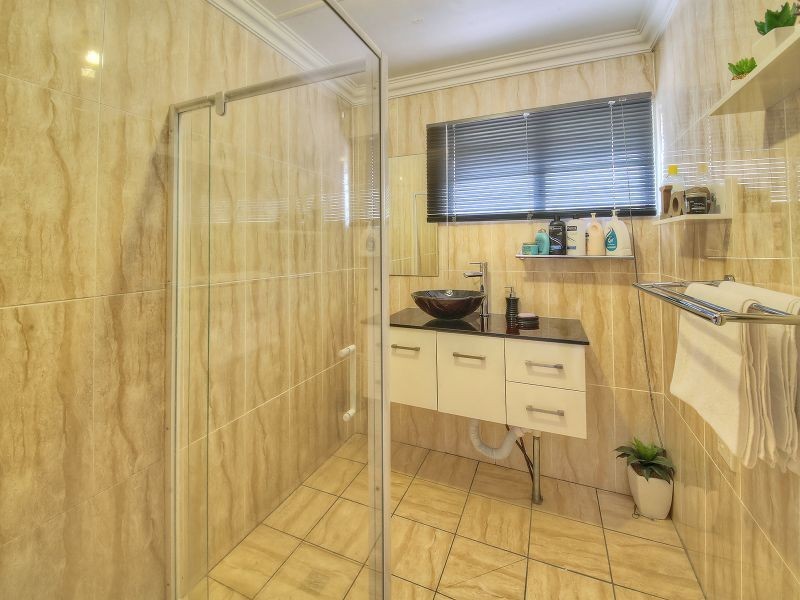 152 Smith Road, Woodridge QLD 4114