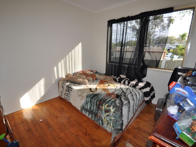 46 Ariel Ave, Kingston QLD 4114