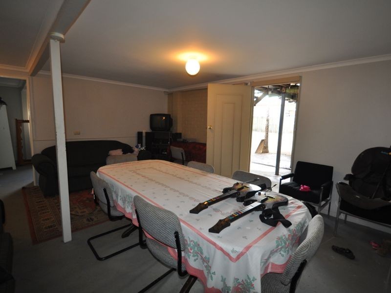 46 Ariel Ave, Kingston QLD 4114