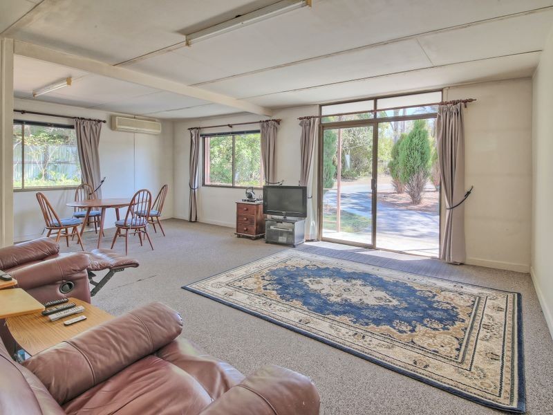 1 Pimpala Street, Loganlea QLD 4131