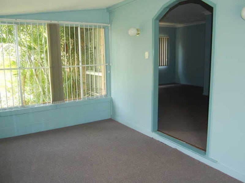 35 North Road, Woodridge QLD 4114