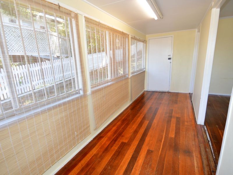 81 Smith Road, Woodridge QLD 4114