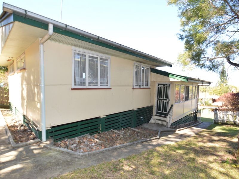 81 Smith Road, Woodridge QLD 4114