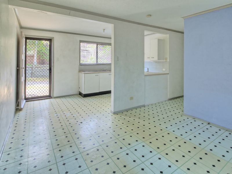 1/279-283 Kingston Road, Logan Central QLD 4114