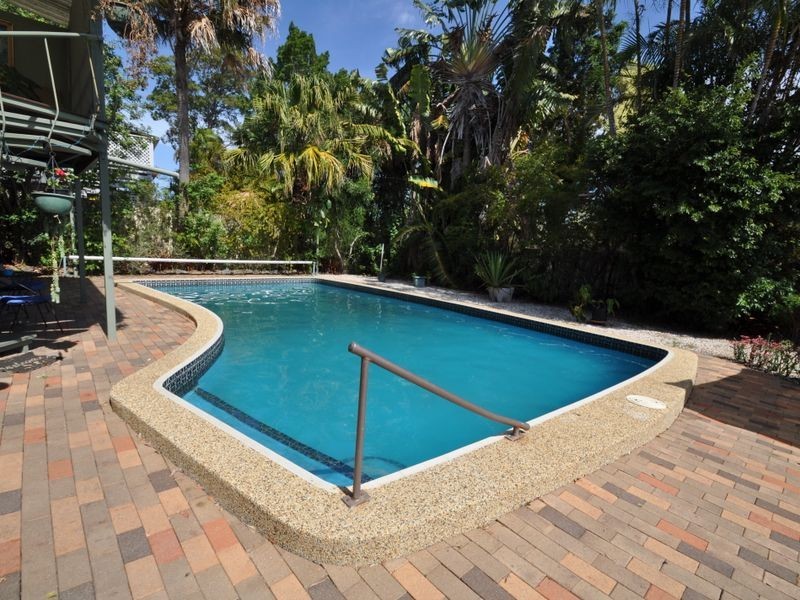 4 Macbeth Street, Kingston QLD 4114