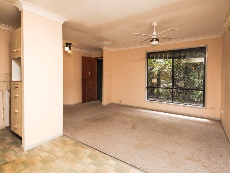 11 Garden Avenue, Woodridge QLD 4114