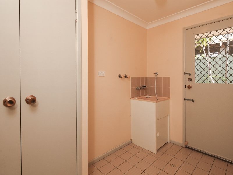 11 Garden Avenue, Woodridge QLD 4114