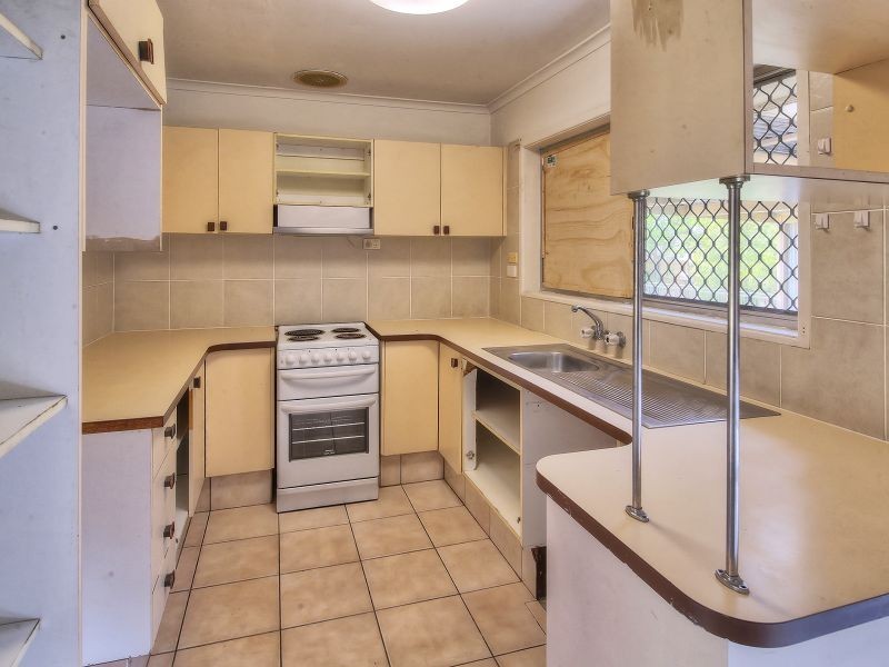 17 Wilbur Street, Logan Central QLD 4114