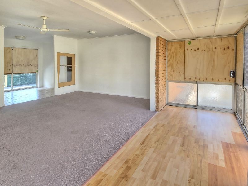 17 Wilbur Street, Logan Central QLD 4114