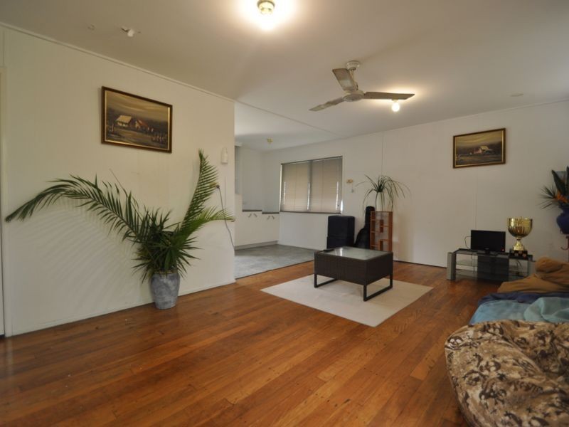 12 Alice Street, Kingston QLD 4114