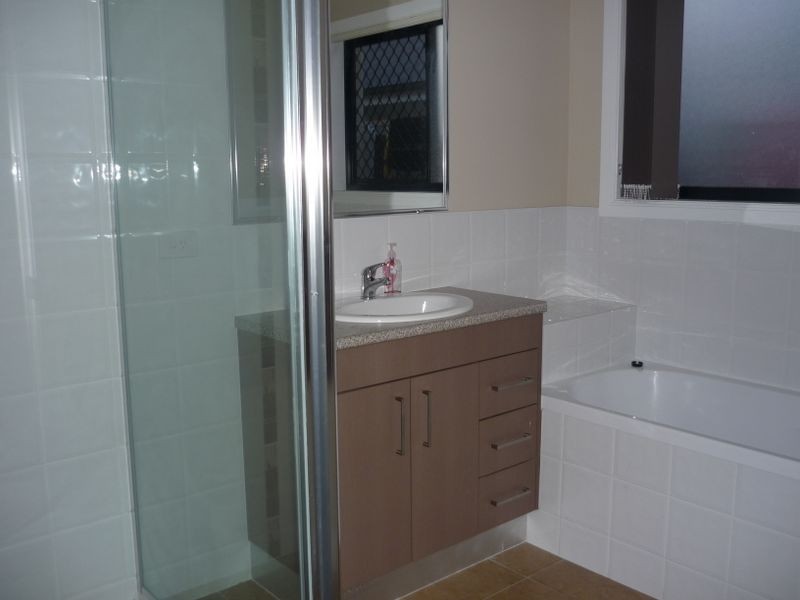 1 KENILWORTH PLACE, Waterford QLD 4133