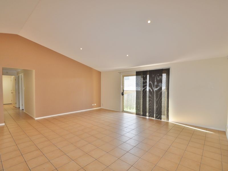 30 Lyrebird Street, Loganlea QLD 4131