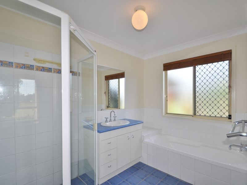 30 Lyrebird Street, Loganlea QLD 4131