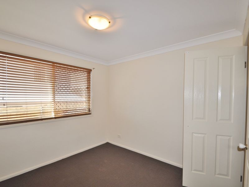 30 Lyrebird Street, Loganlea QLD 4131